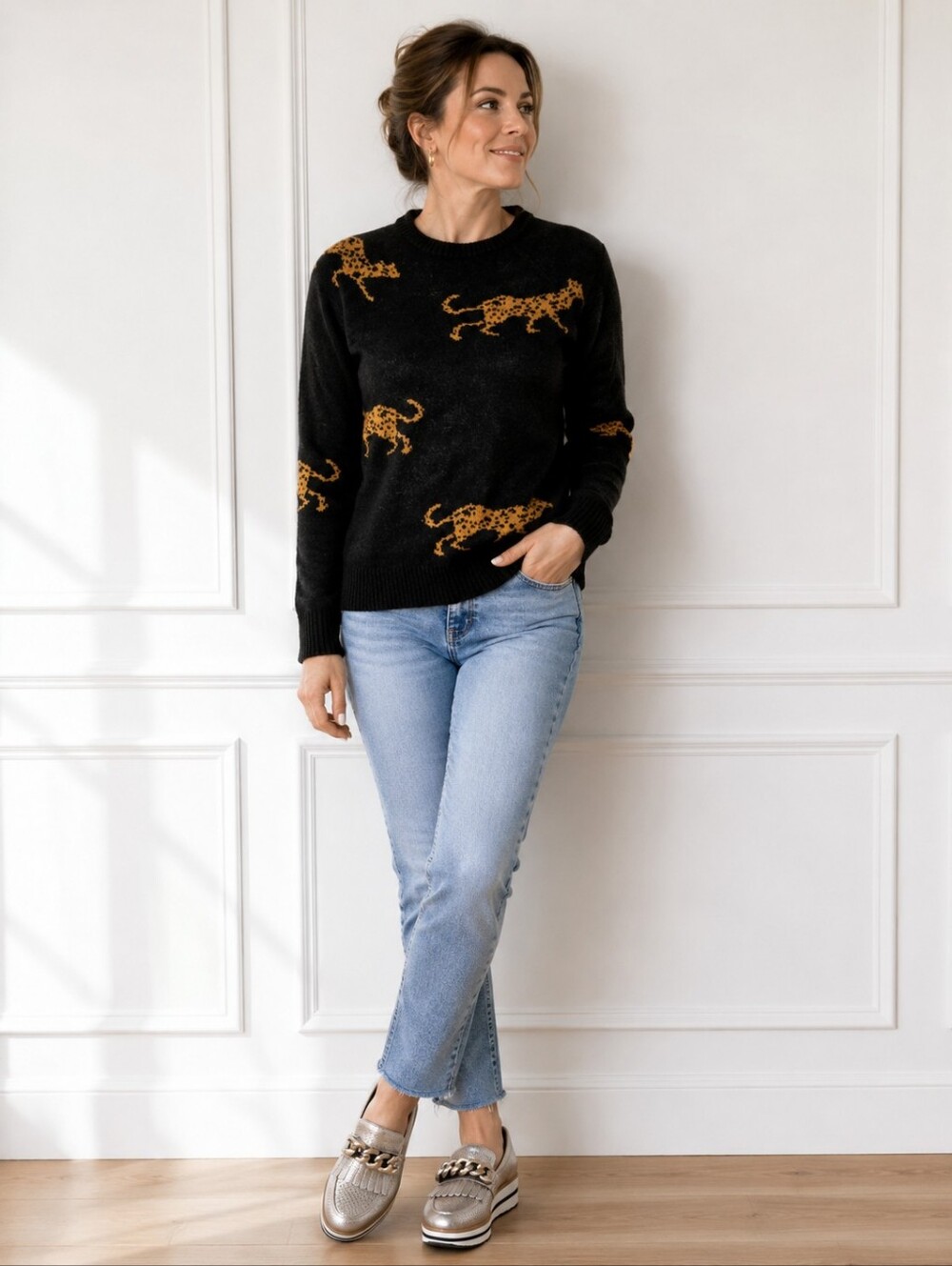 THML Leopard Print Sweater Medium Black Gold Big Cat Crewneck Pullover